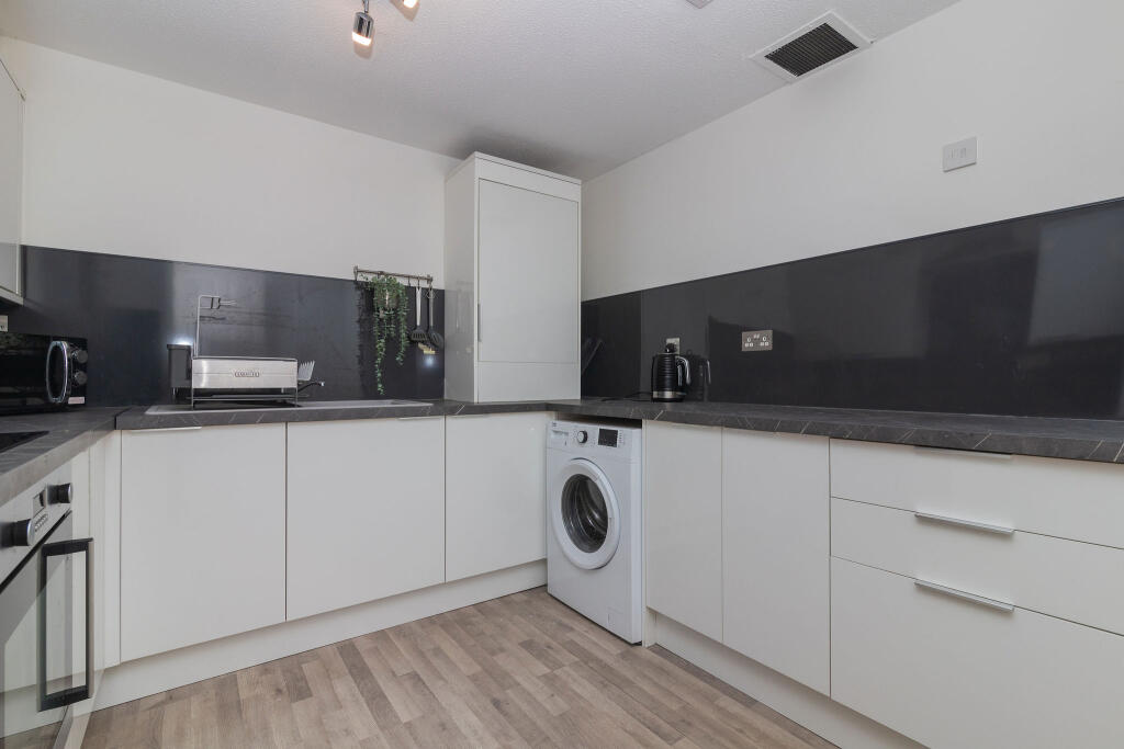 Apartment in Glasgow - More