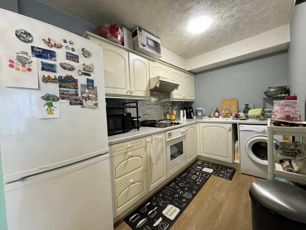 Apartment in London - More