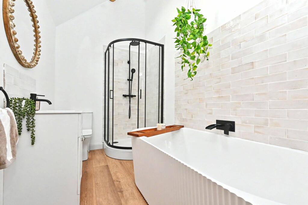 House in Stafford, Eccleshall - View 3