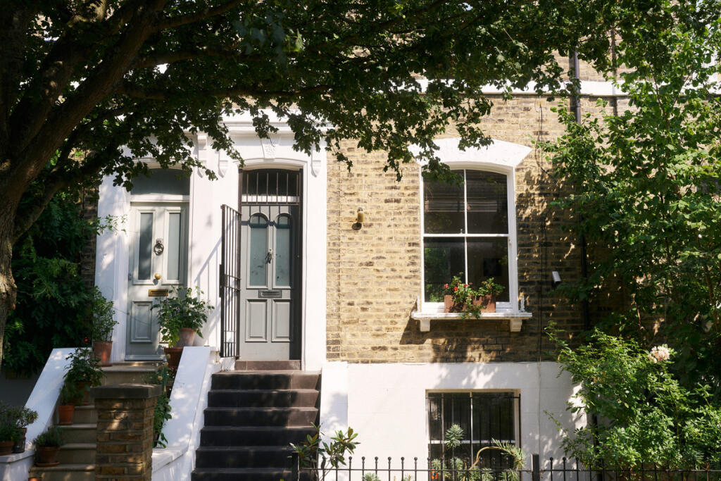 Main image of property: Malvern Road, London, E8