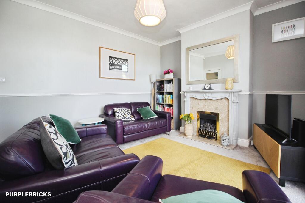 House in Kirklees, West Yorkshire - More