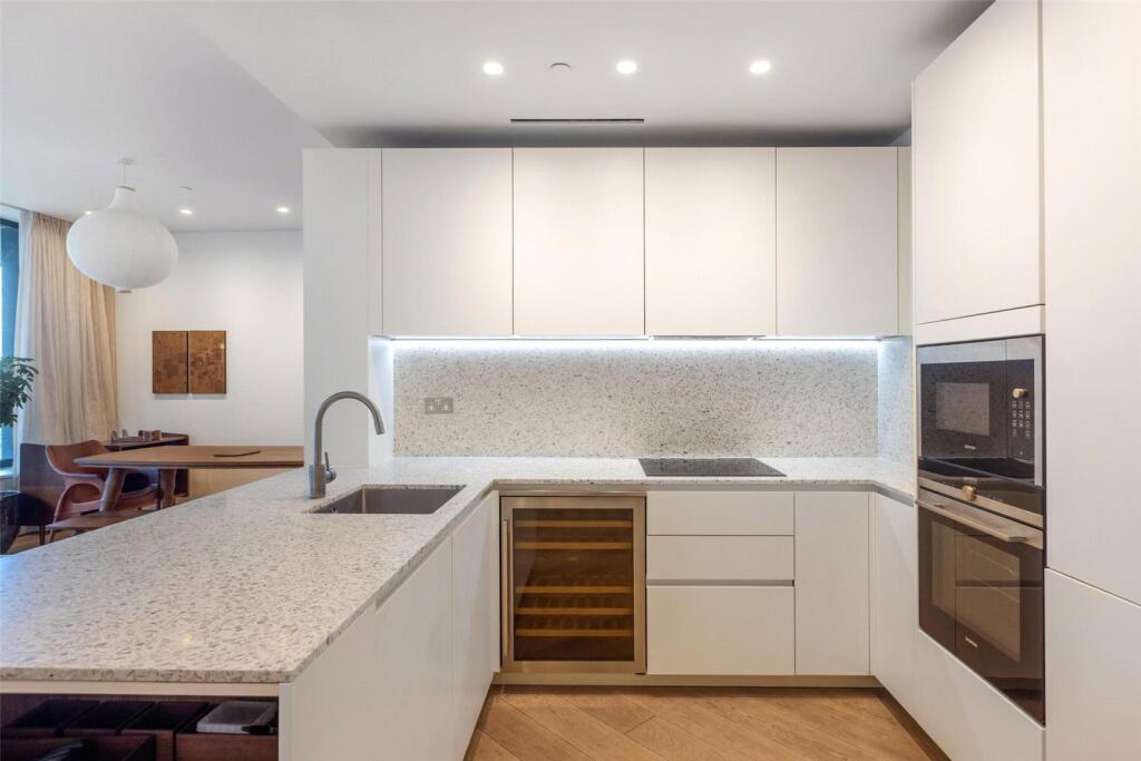 Apartment in London - View 2