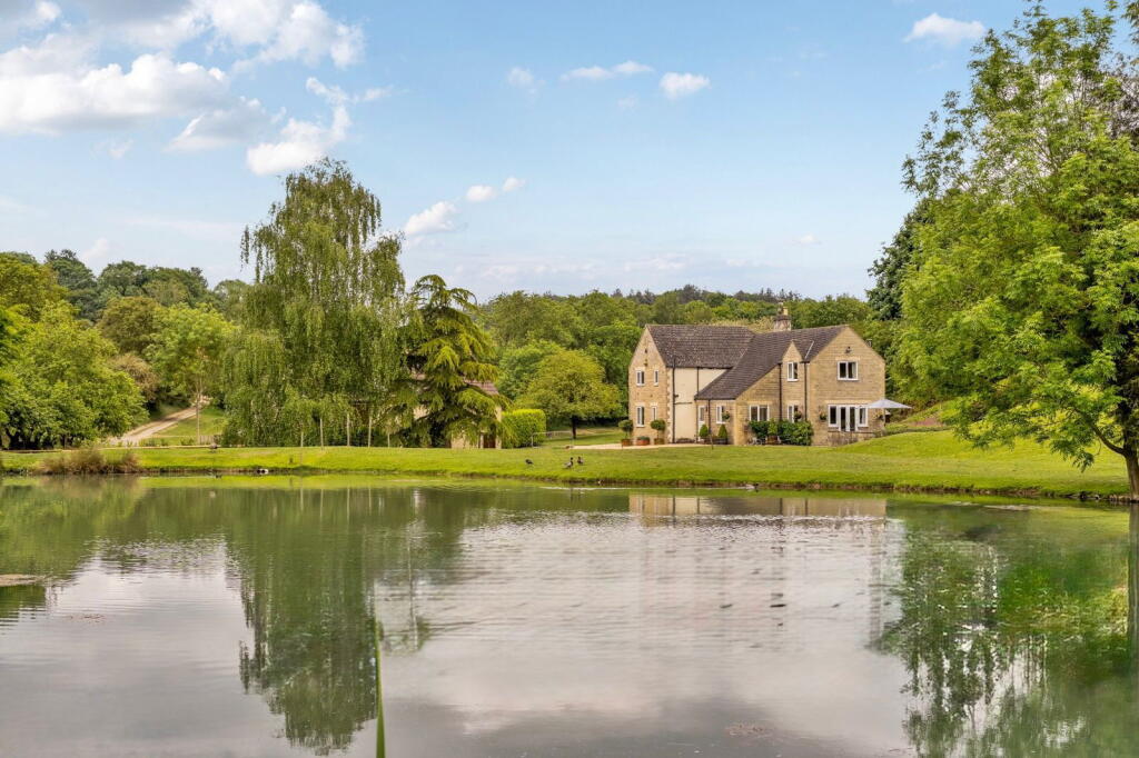 Main image of property: Wood Lane, Oakham,