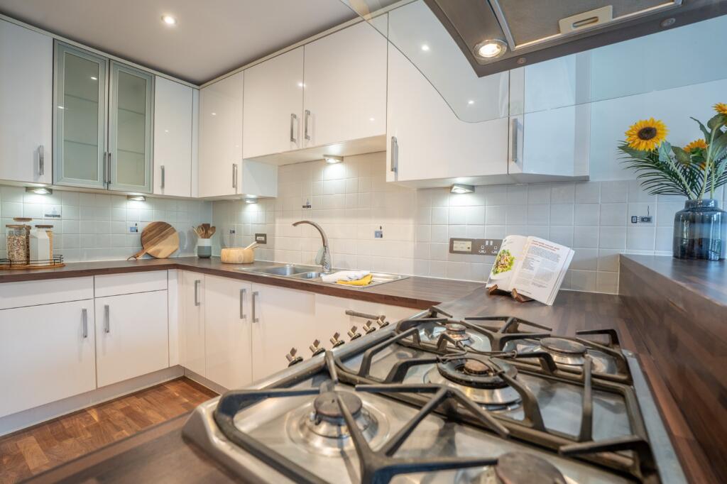Rubislaw View, Aberdeen, AB154DD photo 4