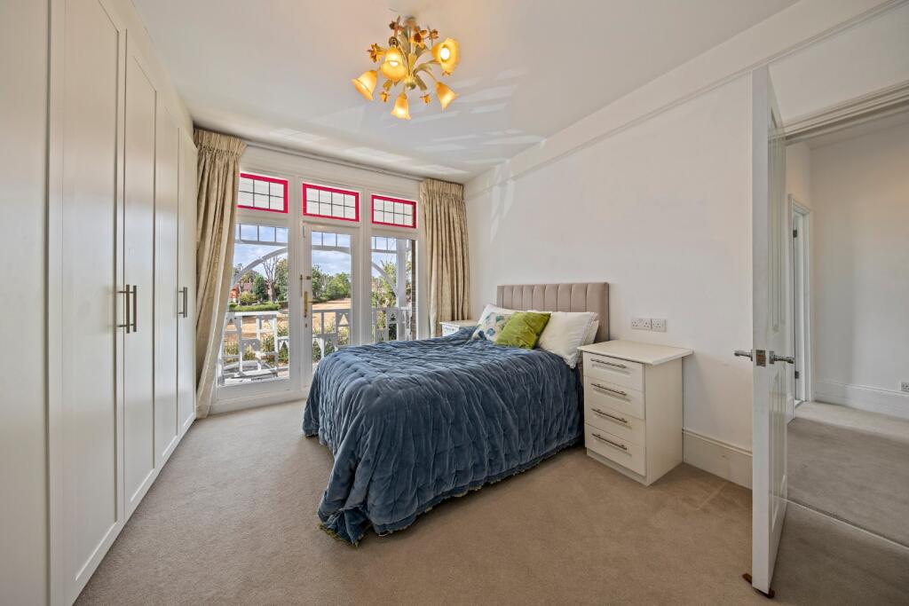 House in London - More