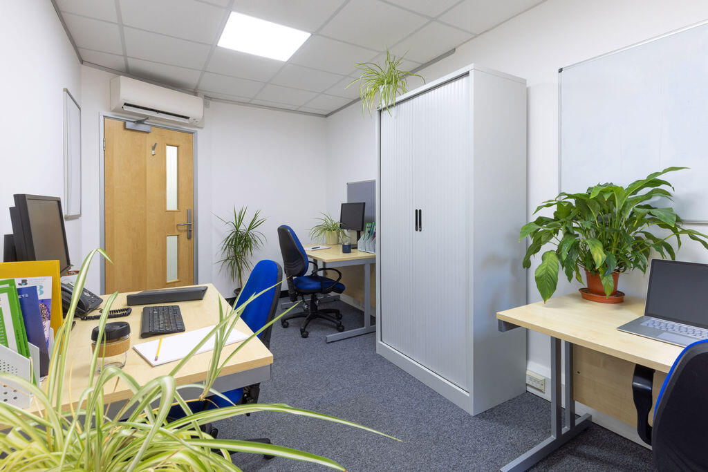 3 Person First Floor Office in Hitchin