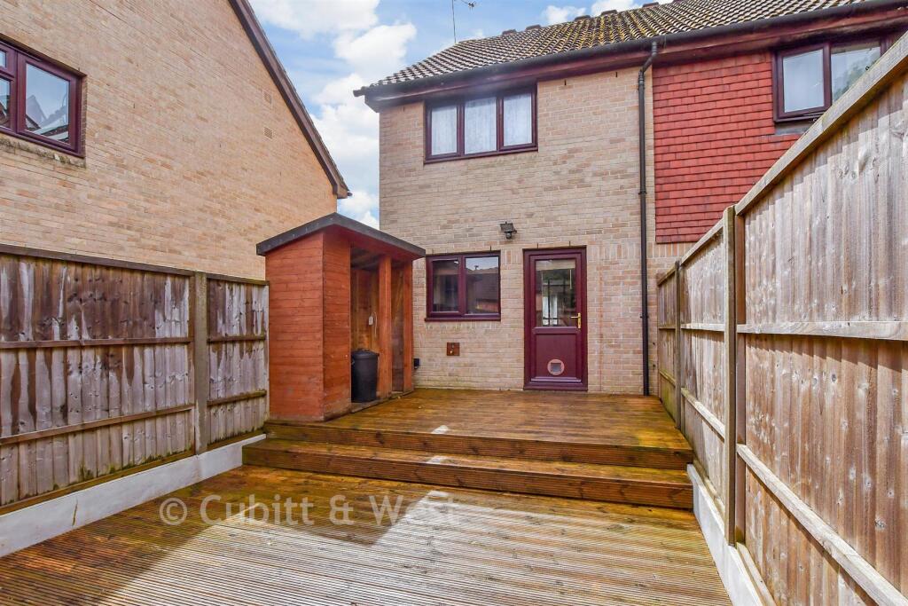 2-bed terraced on Galahad Road, Ifield, Crawley, West Sussex, £290,000