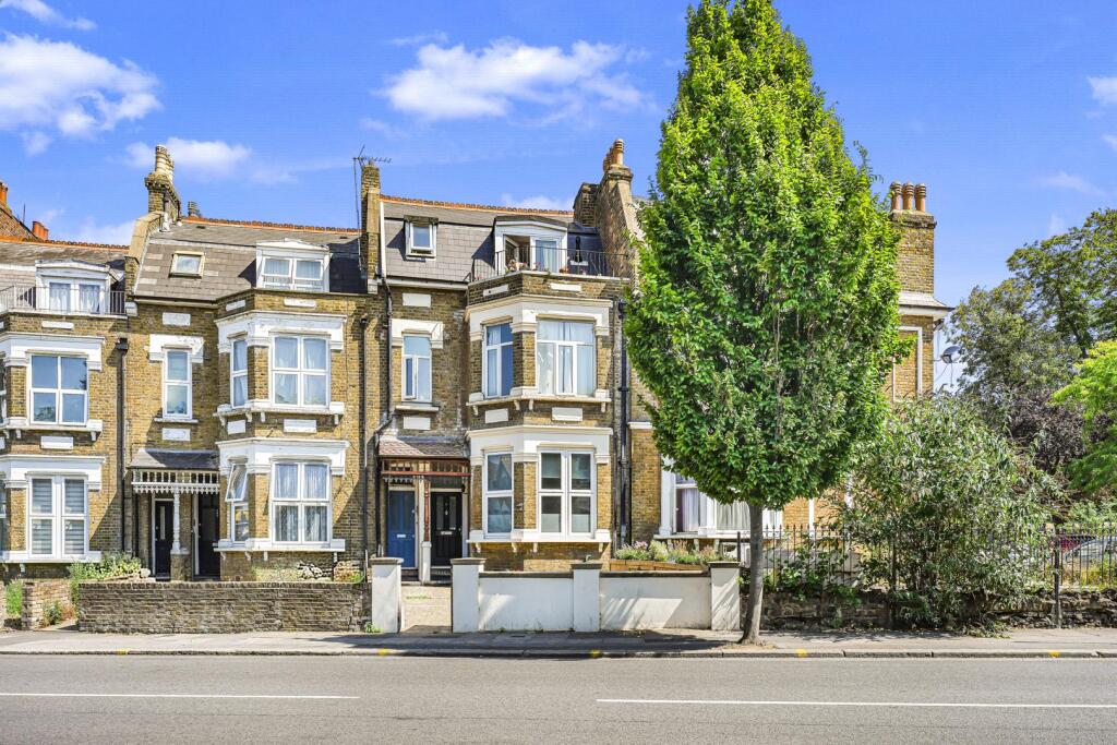 Main image of property: High Road, Wood Green, N22