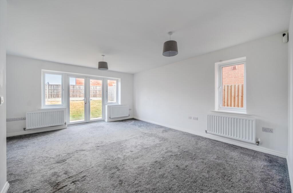 House in Bassetlaw, Tuxford - More