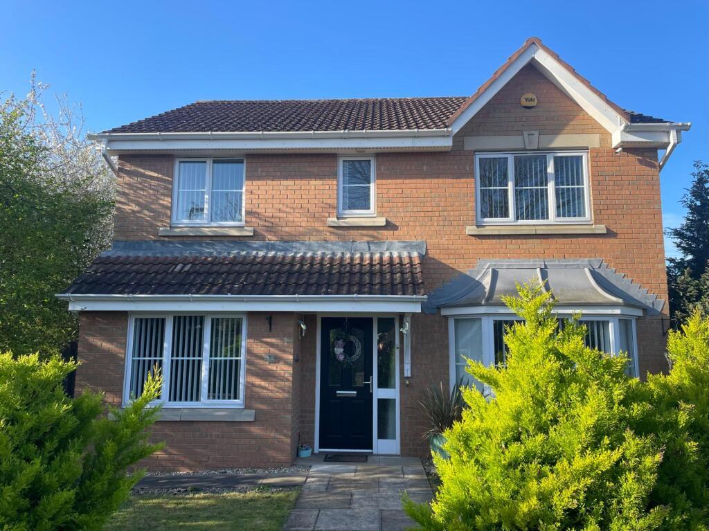 4-bed detached on West End Way, Low Hartburn, Stockton-On-Tees, £300,000