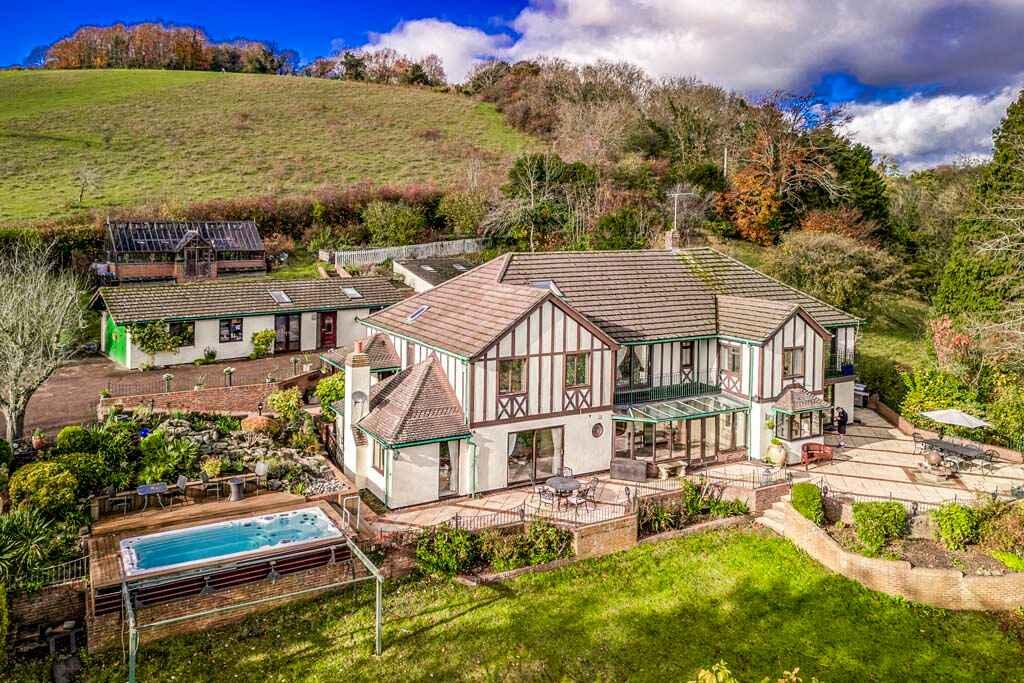 Main image of property: Little Paddock, Streatley on Thames