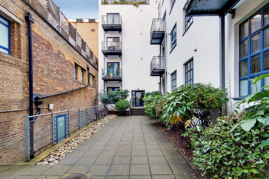 Apartment in London - View 4