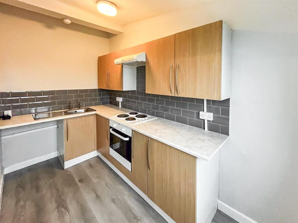 Main image of property: Birchdale Avenue, Hucknall, Nottingham, NG15 6DL