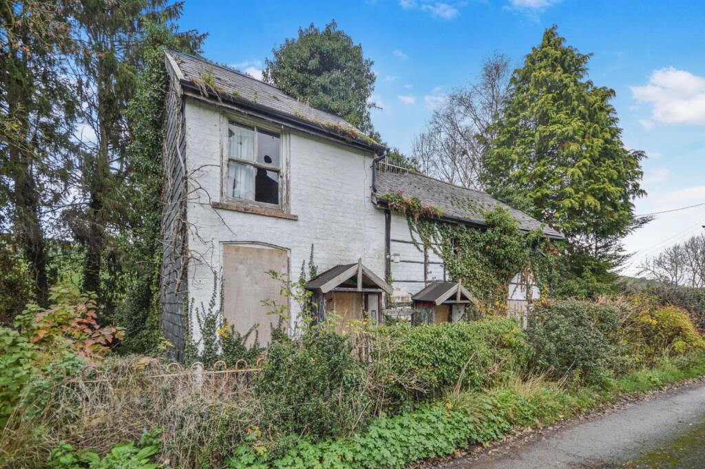 Main image of property: Cyfronydd, Welshpool, Powys, SY21