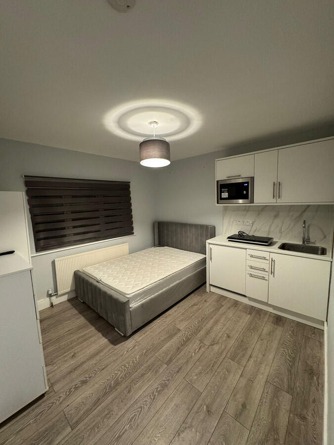 Studio flat for rent
