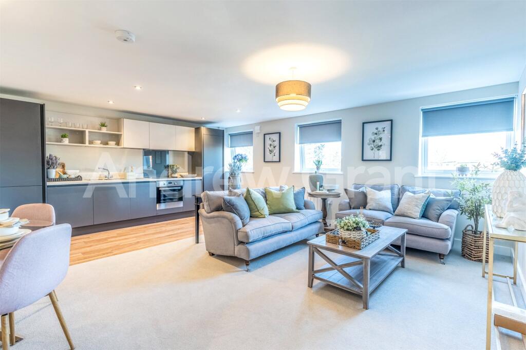 Main image of property: Orchard House, 2 Victoria Square, Droitwich, WR9