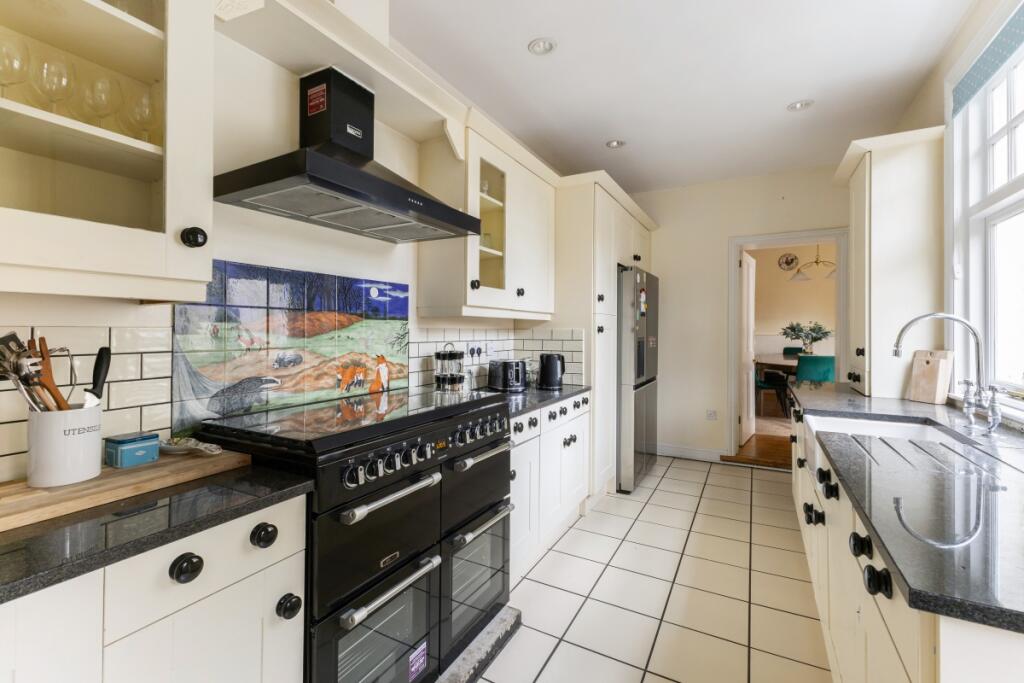 House in Watford - View 4