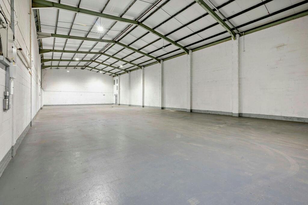 8676130-interior04-800.jpg