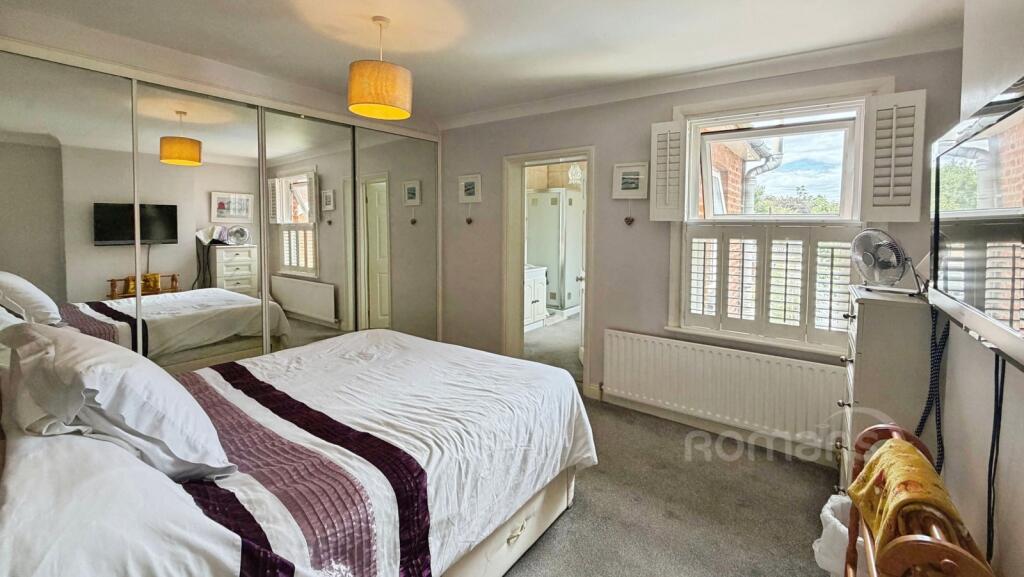 House in Guildford - View 5