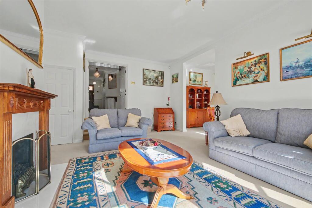 House in Watford - View 5