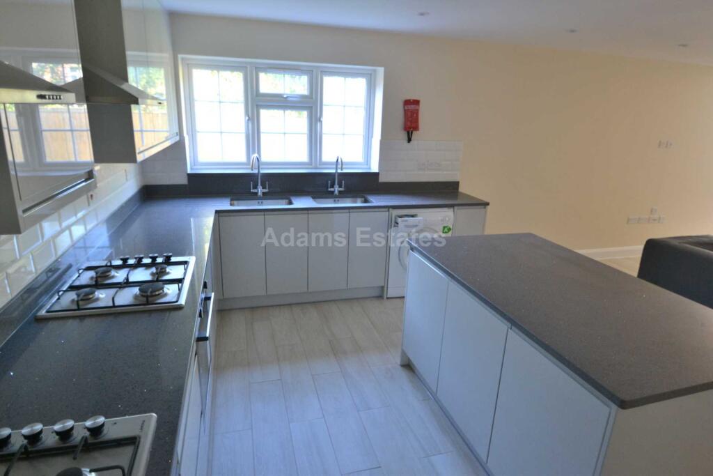 House in Reading - View 3