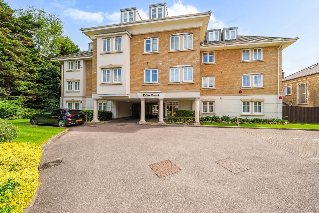 Main image of property: Eden Court, Hendon Lane, N3