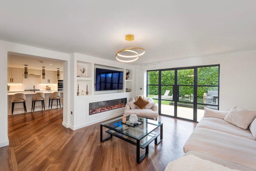 Hawthorn Park, Swanley, BR8 photo 3