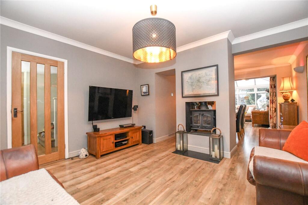 House in Wokingham - View 3