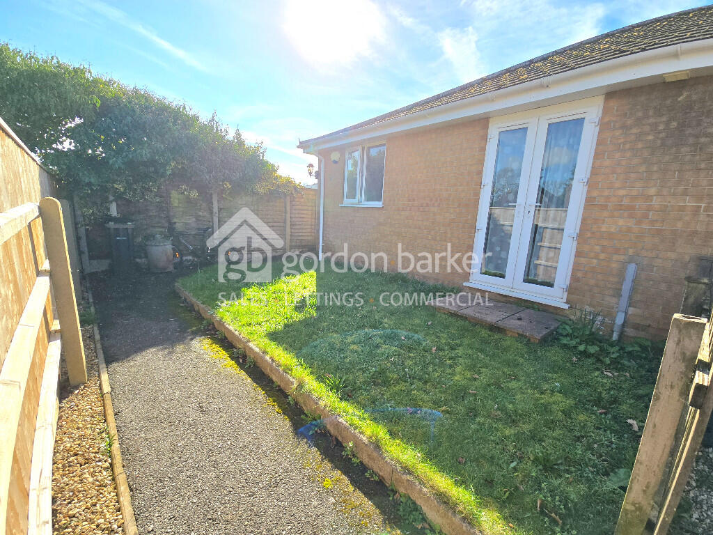 Fernheath Road, Bournemouth photo 2
