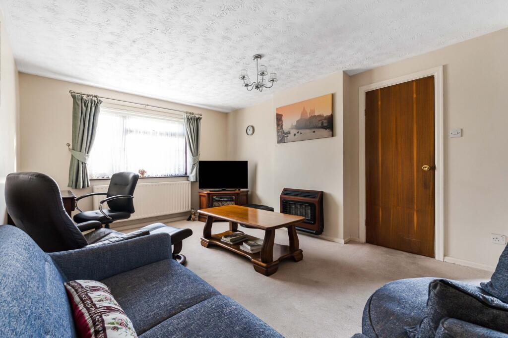 51, Deerpark Road, Sawtry, Cambridgeshire. photo 3