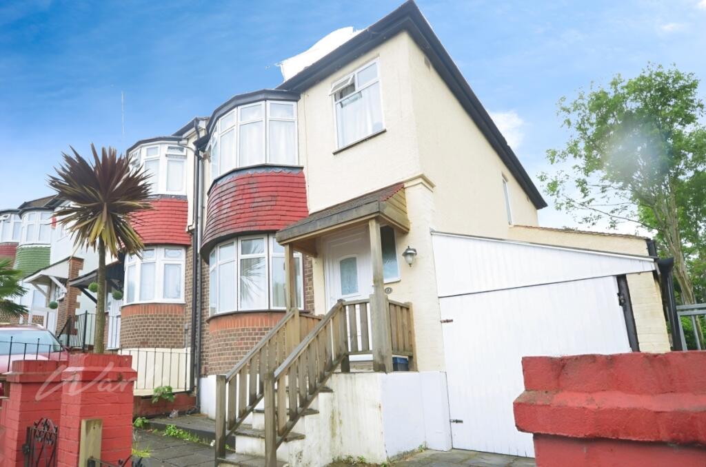 Main image of property: Leslie Road Gillingham ME7