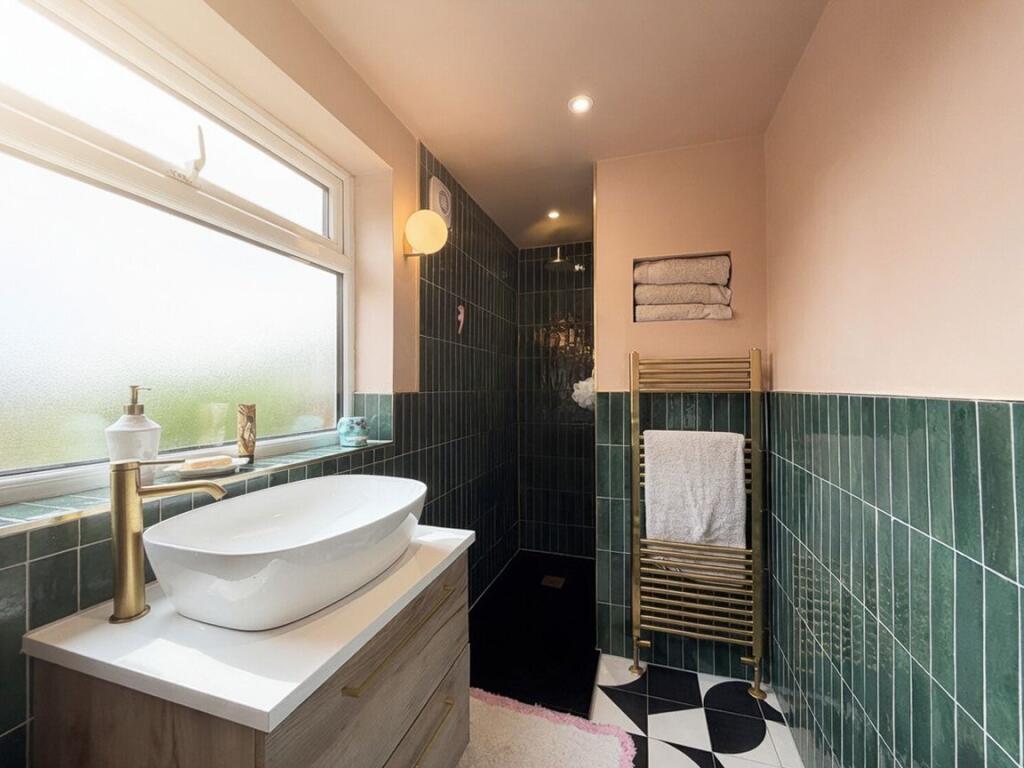 Lansdowne Terrace, North Shields - View 6