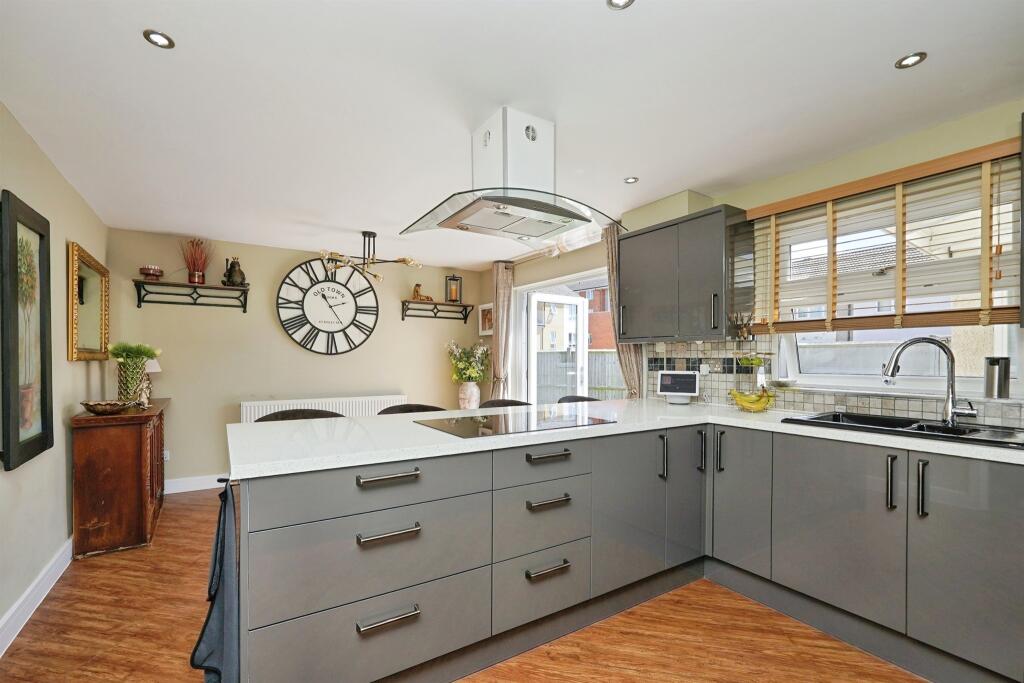House in Tonbridge - View 3