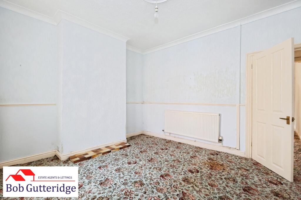 House in Stoke-on-Trent - View 4