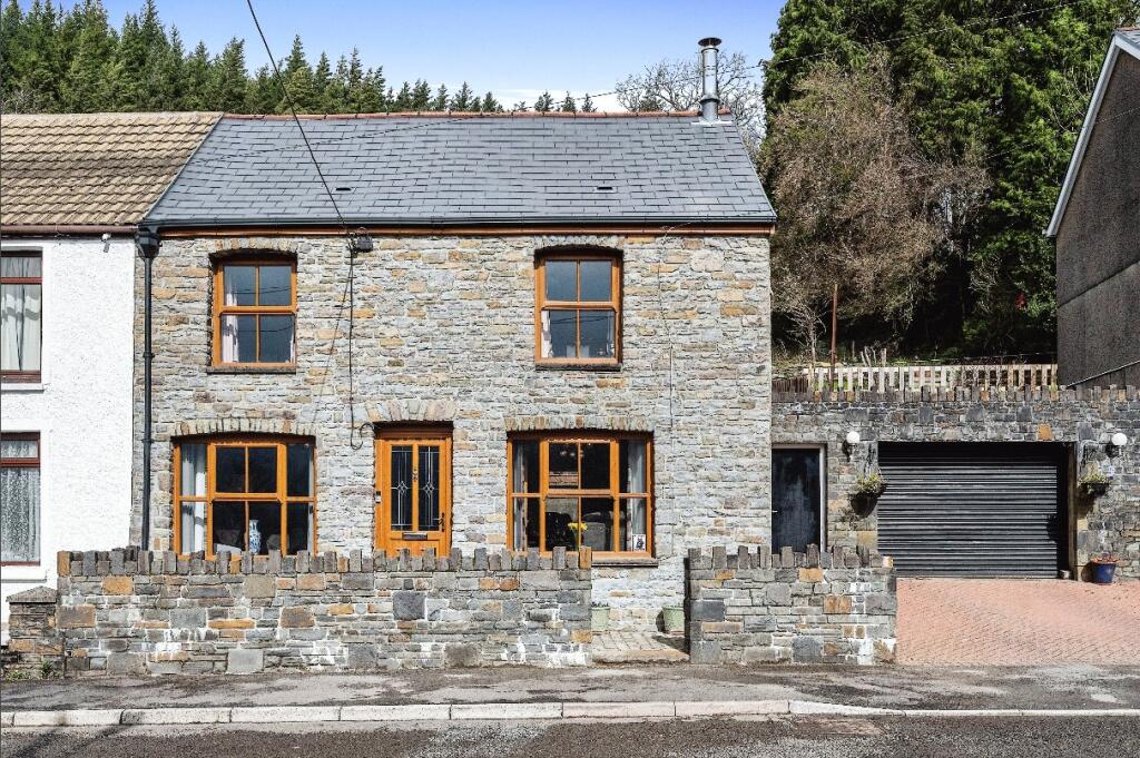 Main image of property: Glynneath Road, Resolven, Glynneath, Neath Port Talbot, SA11