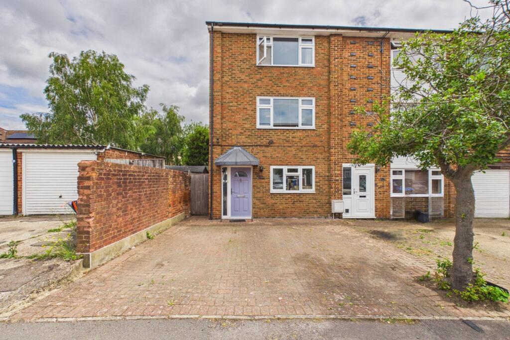 Main image of property: Wayside Mews, Maidenhead, Berkshire, SL6