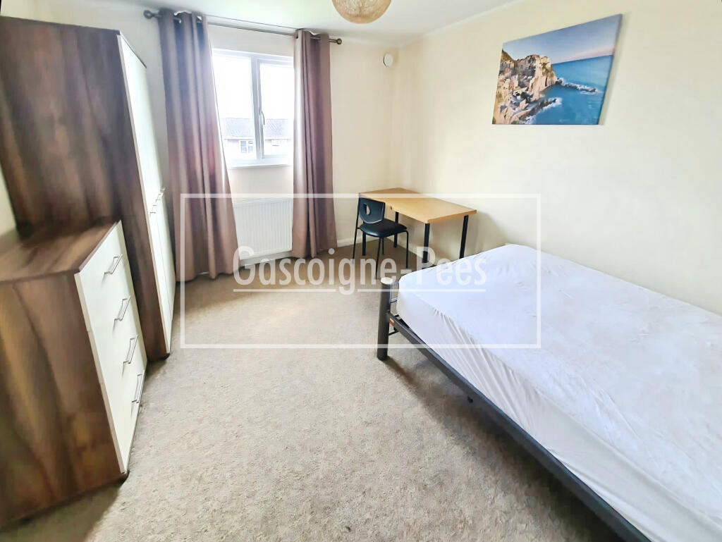 Main image of property: Rowan Close, Guildford GU1