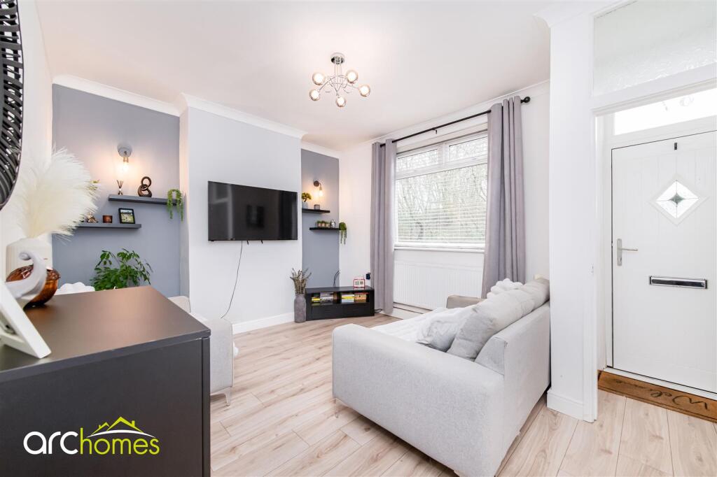 Dicconson Lane, Westhoughton, Bolton photo 2