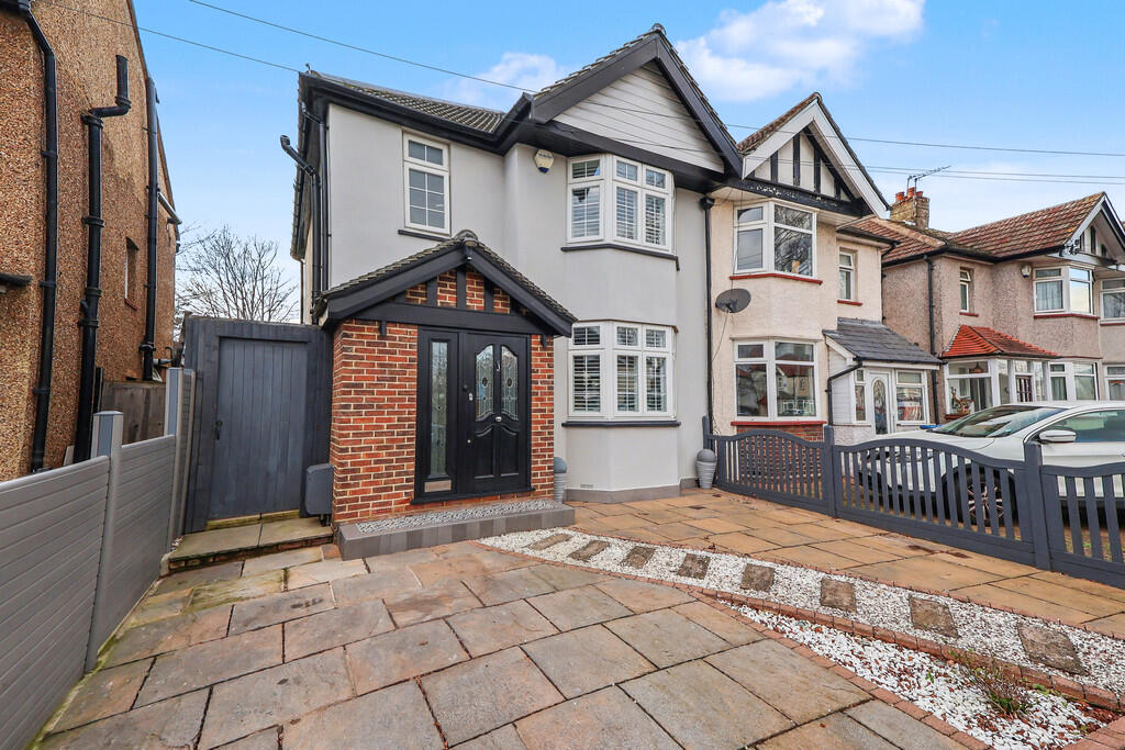Main image of property: Princes Avenue, Tolworth