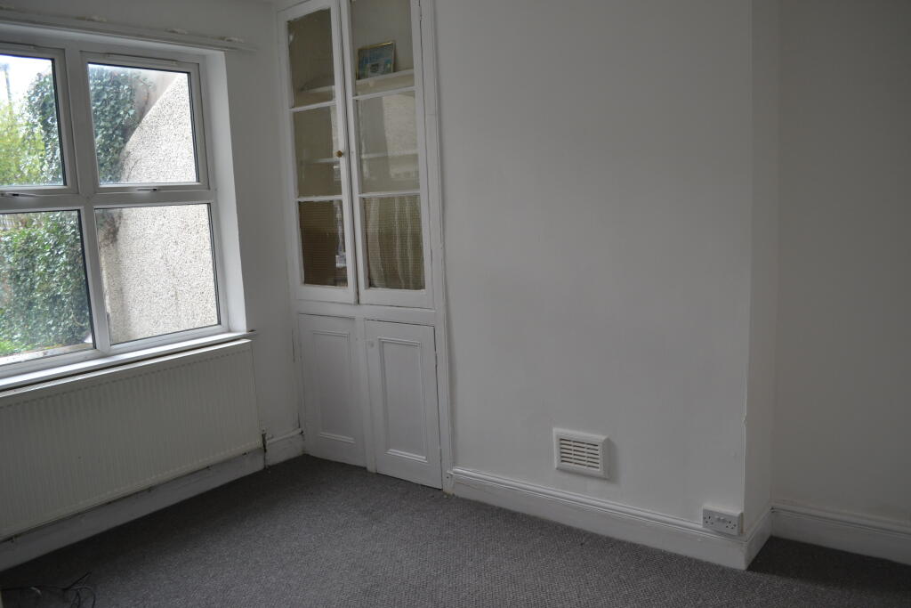 4 bedroom terraced house for rent