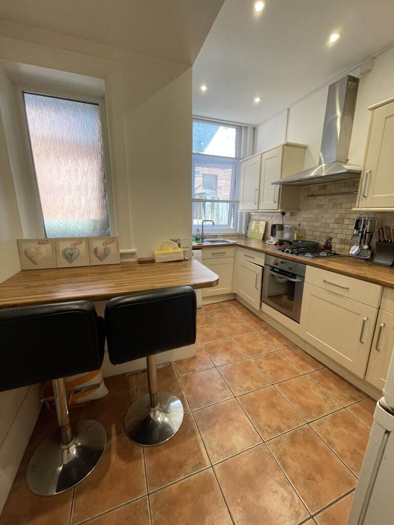 Apartment in Bournemouth - View 5