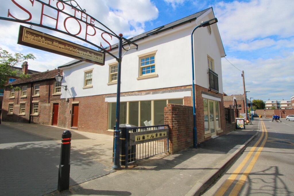 Main image of property: Chapel Street, Petersfield, Hampshire, GU32