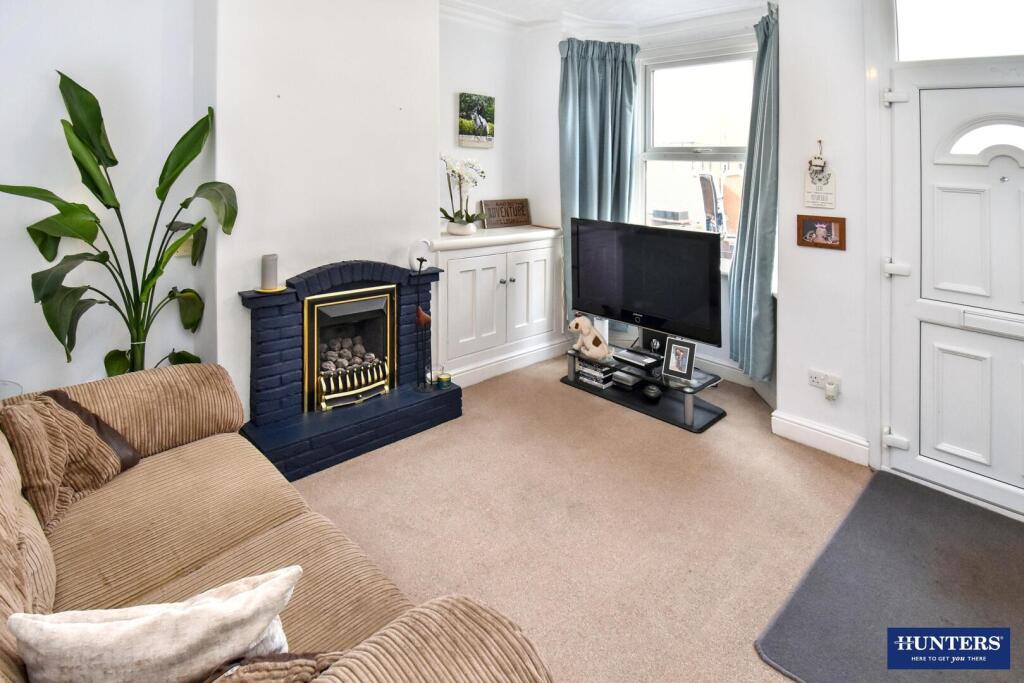 House in Oadby and Wigston, Leicestershire - View 2