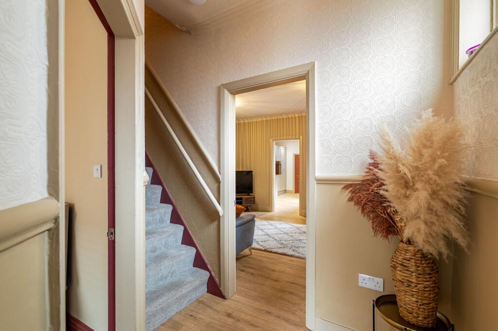 House in Lincoln - View 5