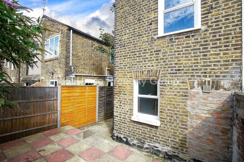 Property photo 11