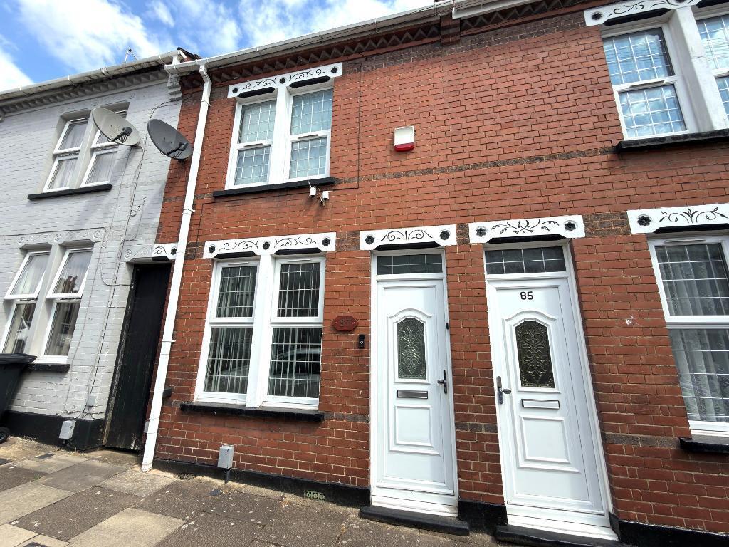 Main image of property: Warwick Road, Luton, Bedfordshire, LU4 8BJ