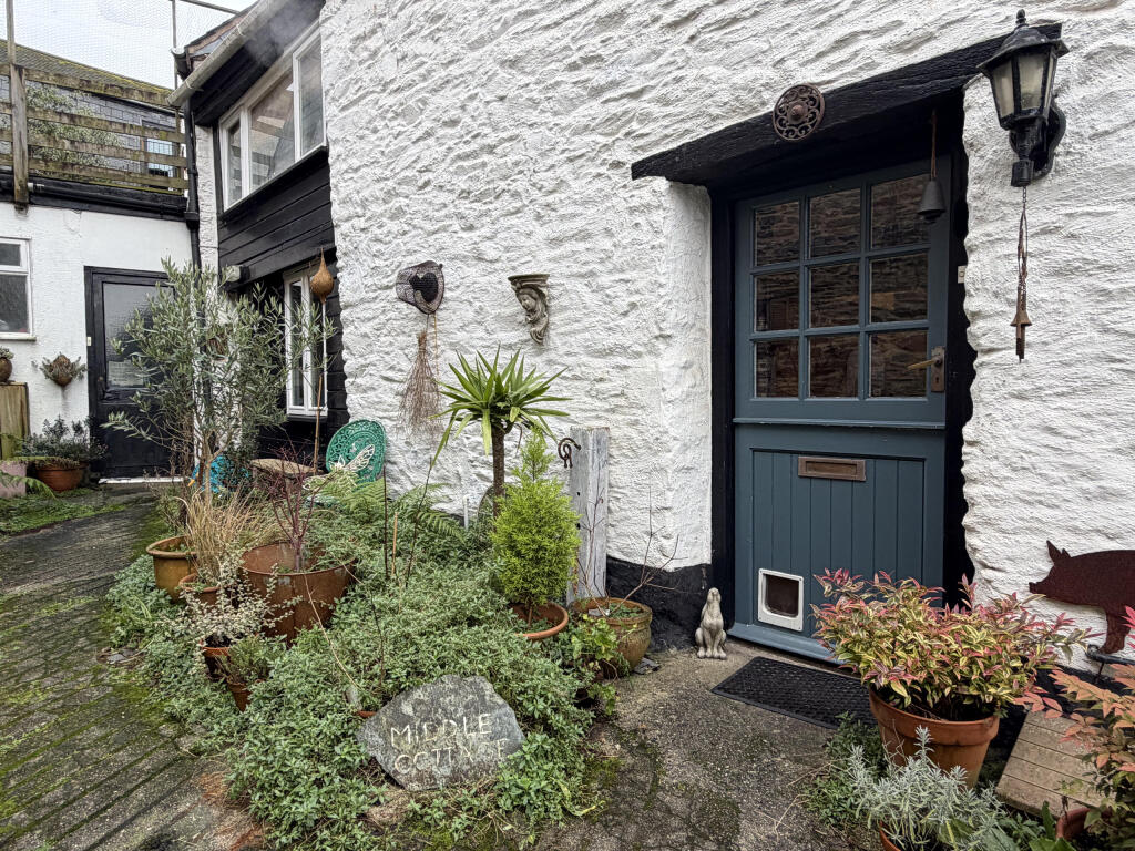 Main image of property: Collins Road, Totnes