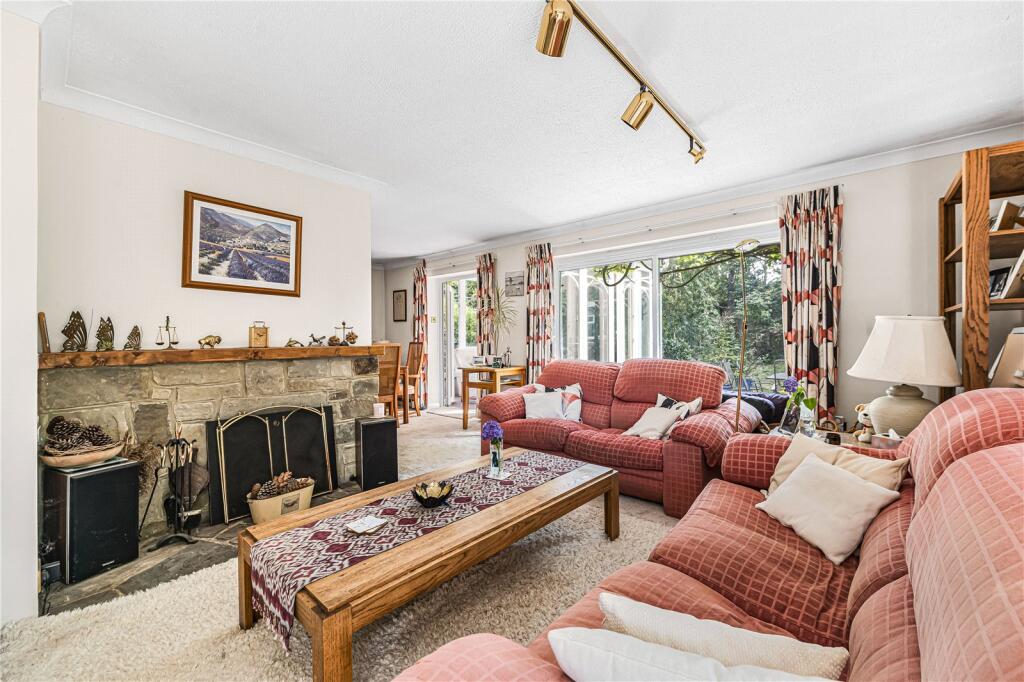 House in Redhill - View 4