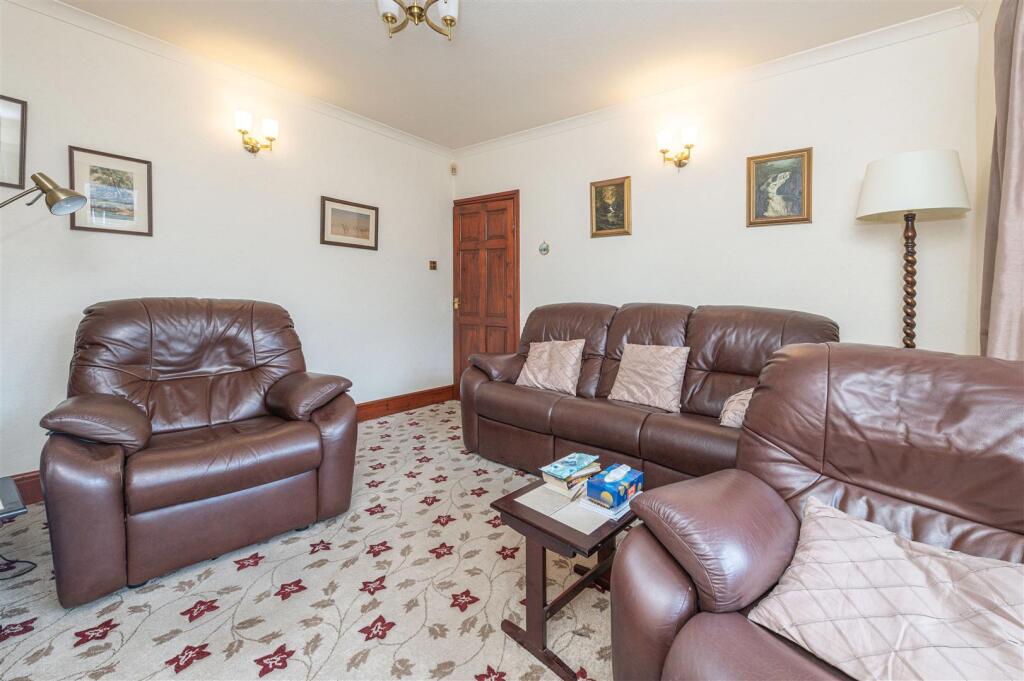 Victoria Crescent, Elland - View 5