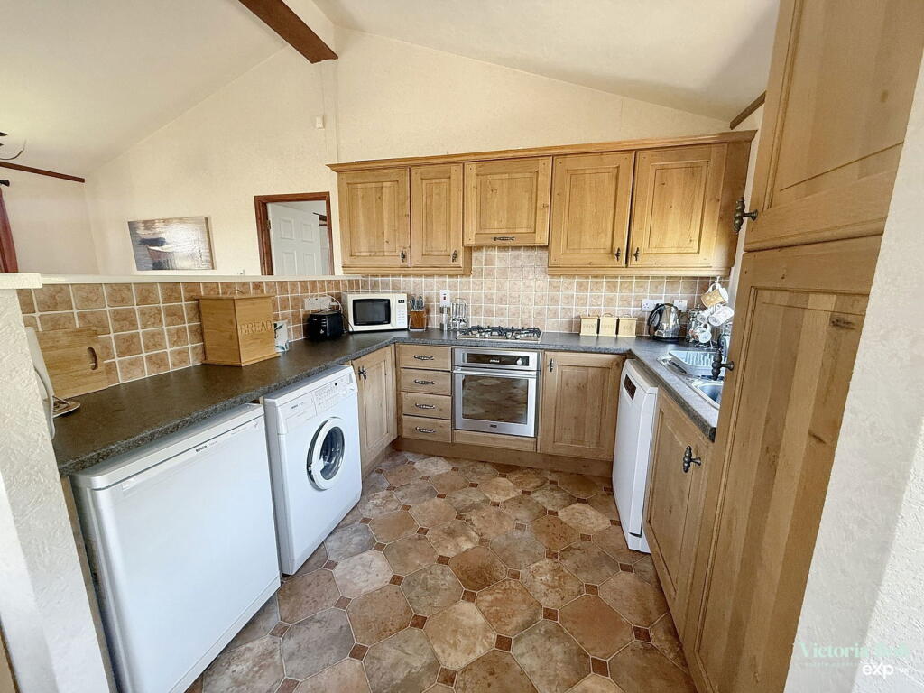 The Thatches Holiday Park, Modbury photo 2